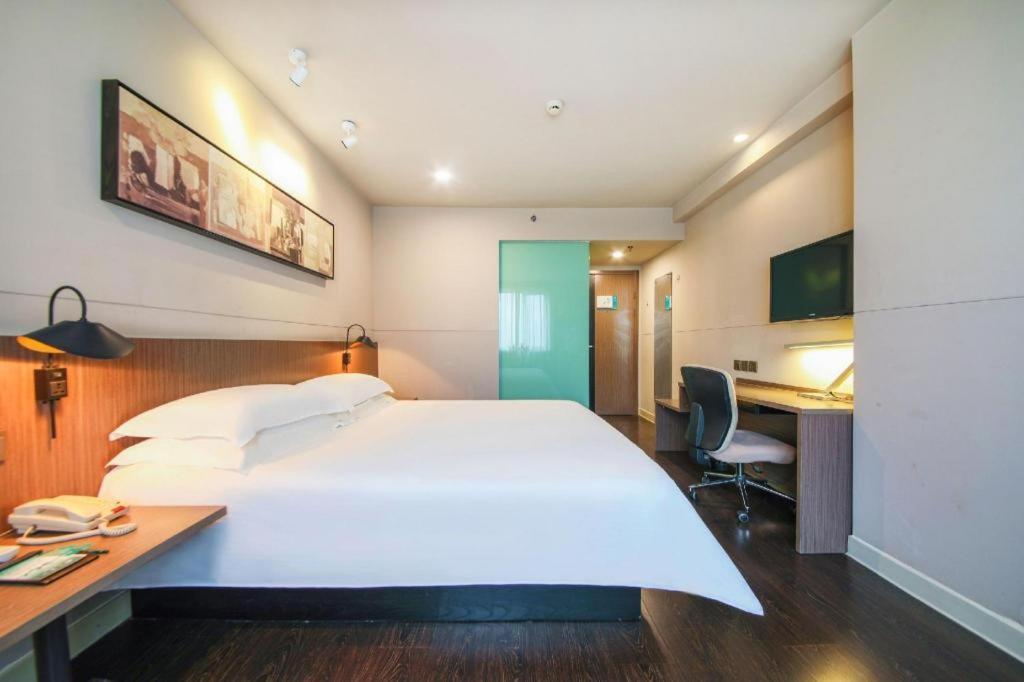 Jinjiang Inn Select Wuhan Xinhua Road Xiehe Hospital Buitenkant foto