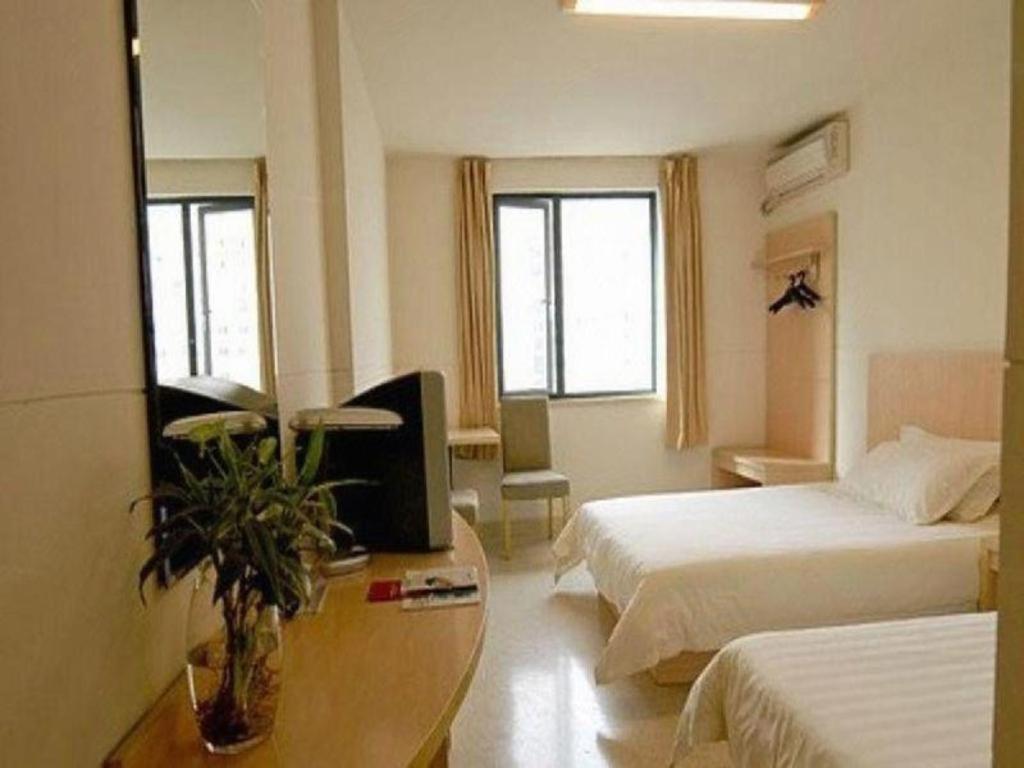 Jinjiang Inn Select Wuhan Xinhua Road Xiehe Hospital Buitenkant foto